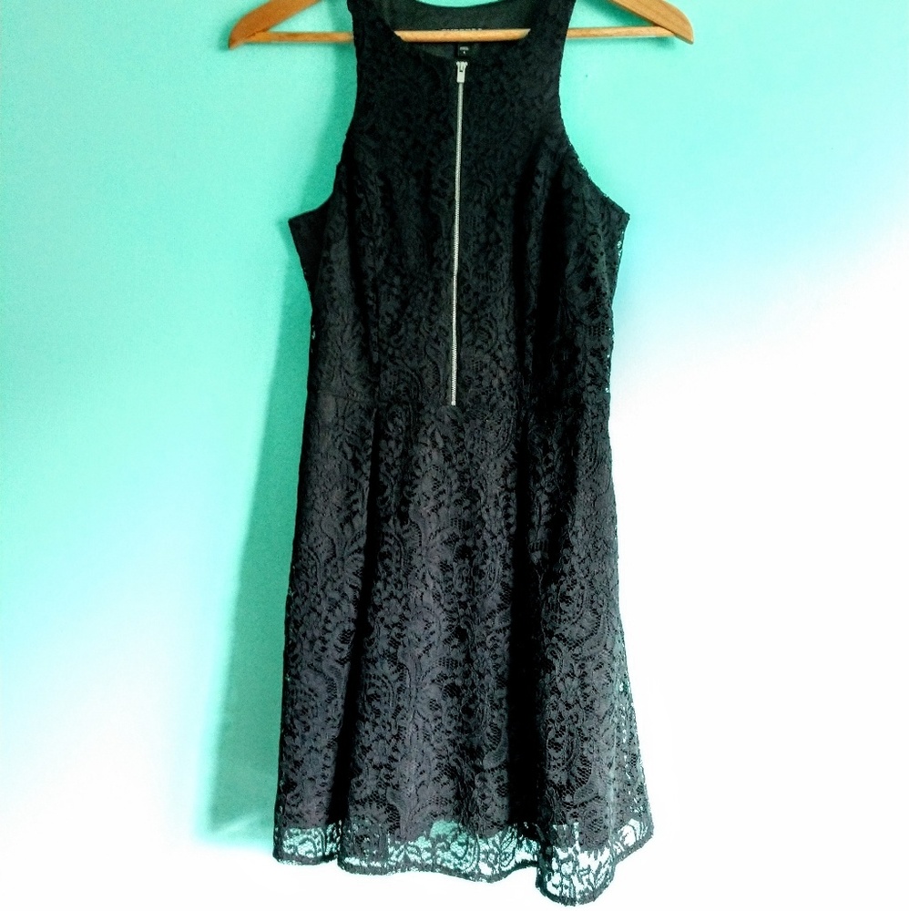 💮👗EXPRESS Women's Black High Neck Zip Front